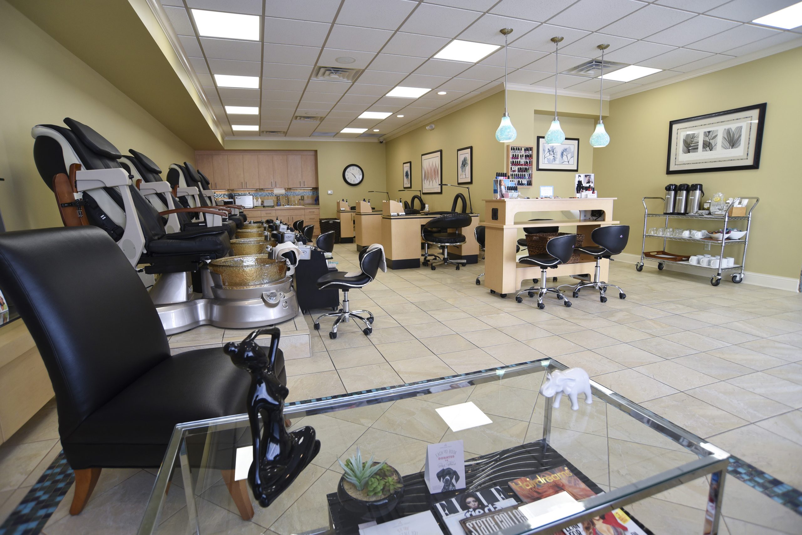 Designer's Denn Salon and Spa